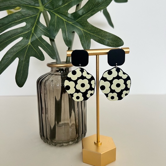 1970's Inspired Dangle Earrings -Retro Pop-of-Color Earrings -Whimsical Earrings - Picture 16 of 17